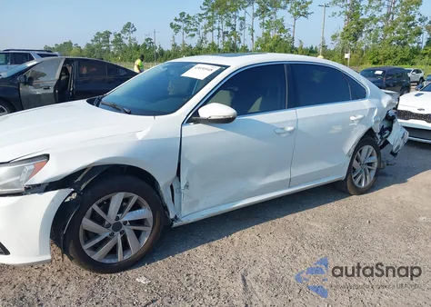 2018 Volkswagen Passat 2.0T Se из США, поврежденный, VIN 1VWBA7A36JC018796